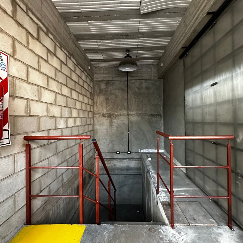 Servicio de fabricación de barandas para edificios, balcones y escaleras por HERREELEC en CABA